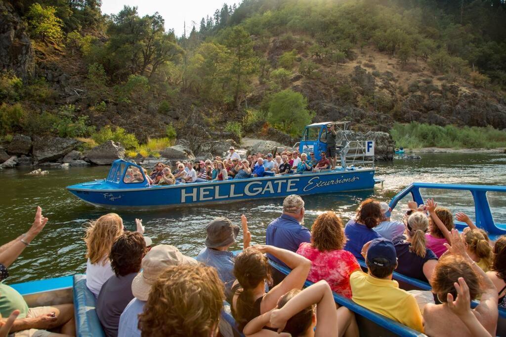 Bear Mountain - Suite 5 Grants Pass Buitenkant foto