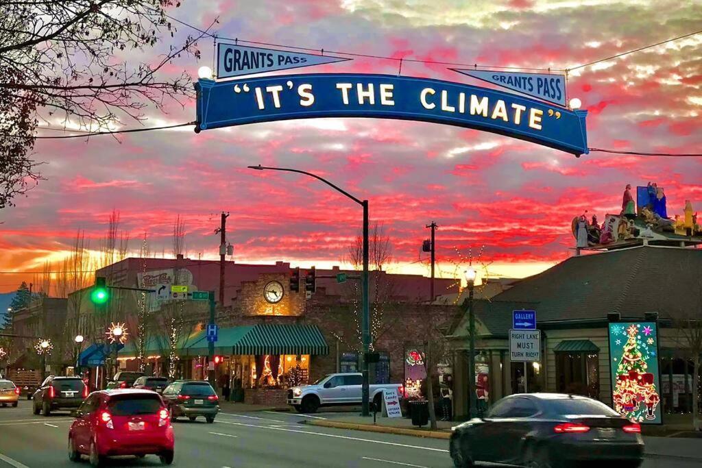 Bear Mountain - Suite 5 Grants Pass Buitenkant foto